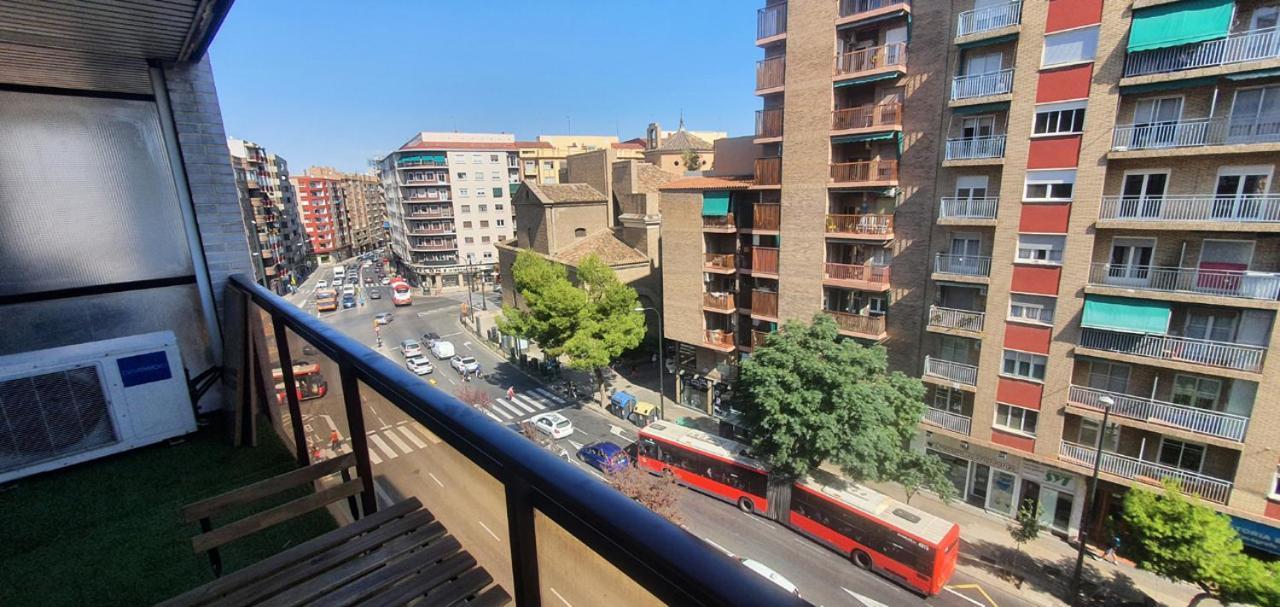 Apartamenticos Studio 75 Zaragoza Luaran gambar